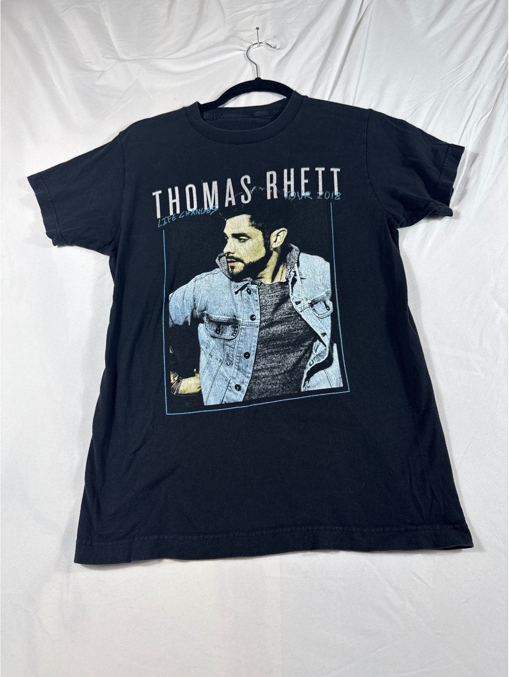 Women’s Thomas Rhett T-Shirt Size Small